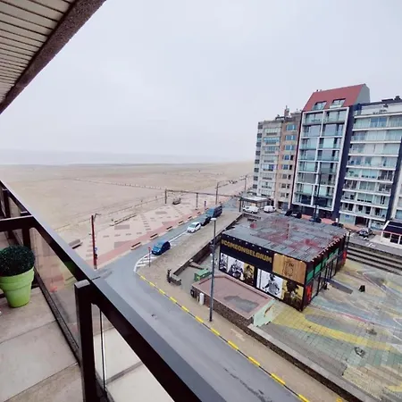 شقة In With Sea View *