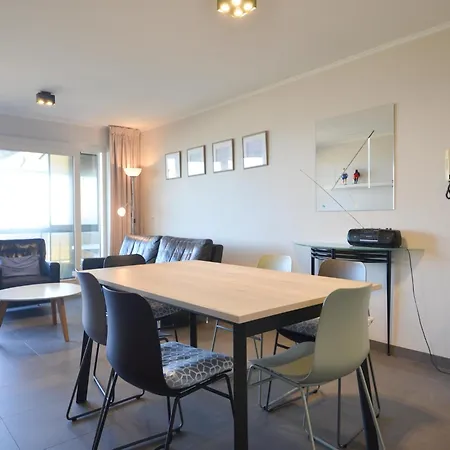 Plaza G2634 With Frontal Sea View Apartment