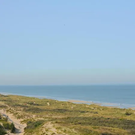 شقة In With Sea View *